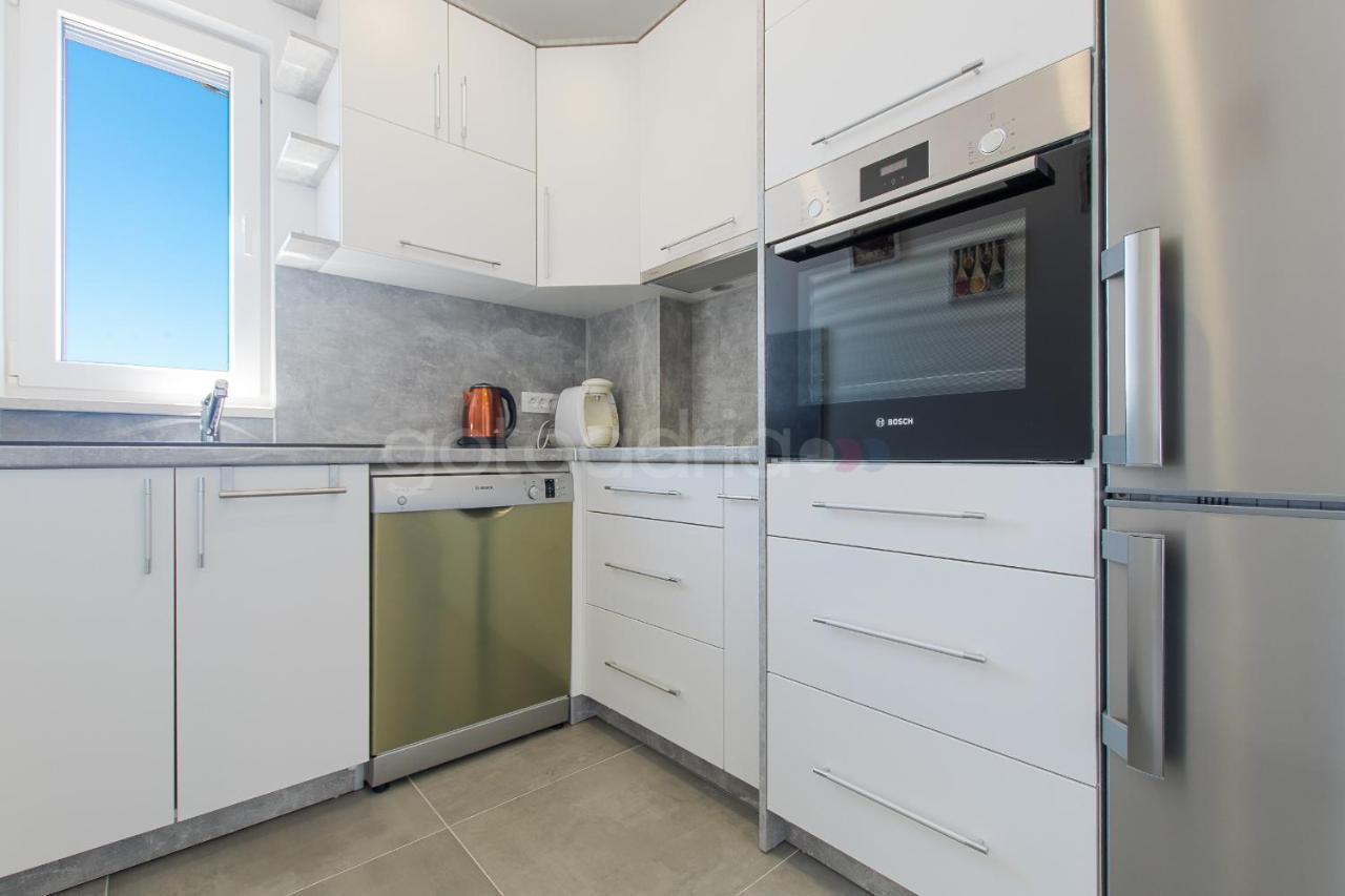 Sea View Apartment Leana Makarska Exterior photo